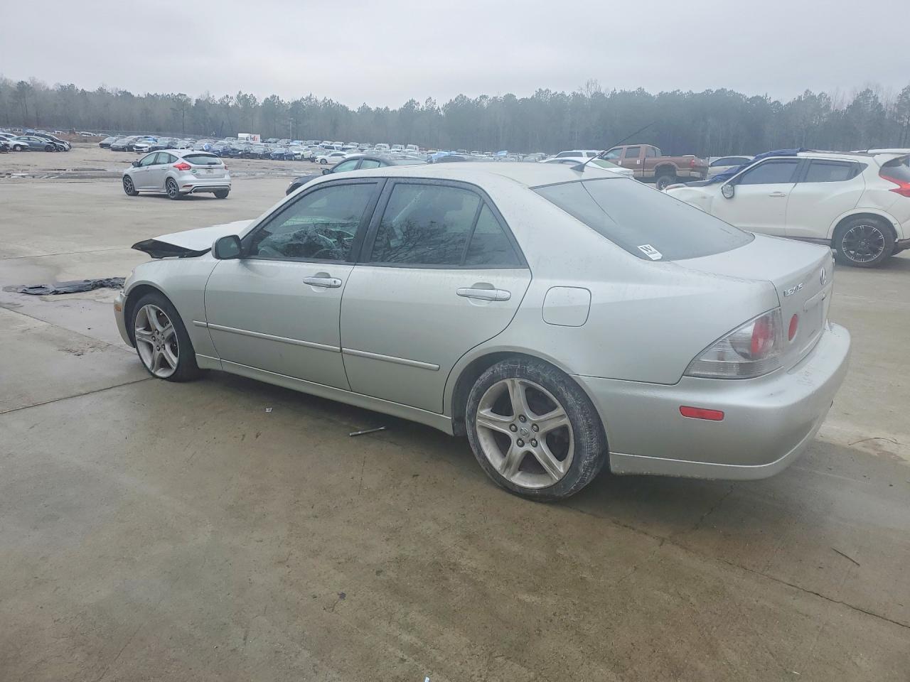 2001 LEXUS IS 300