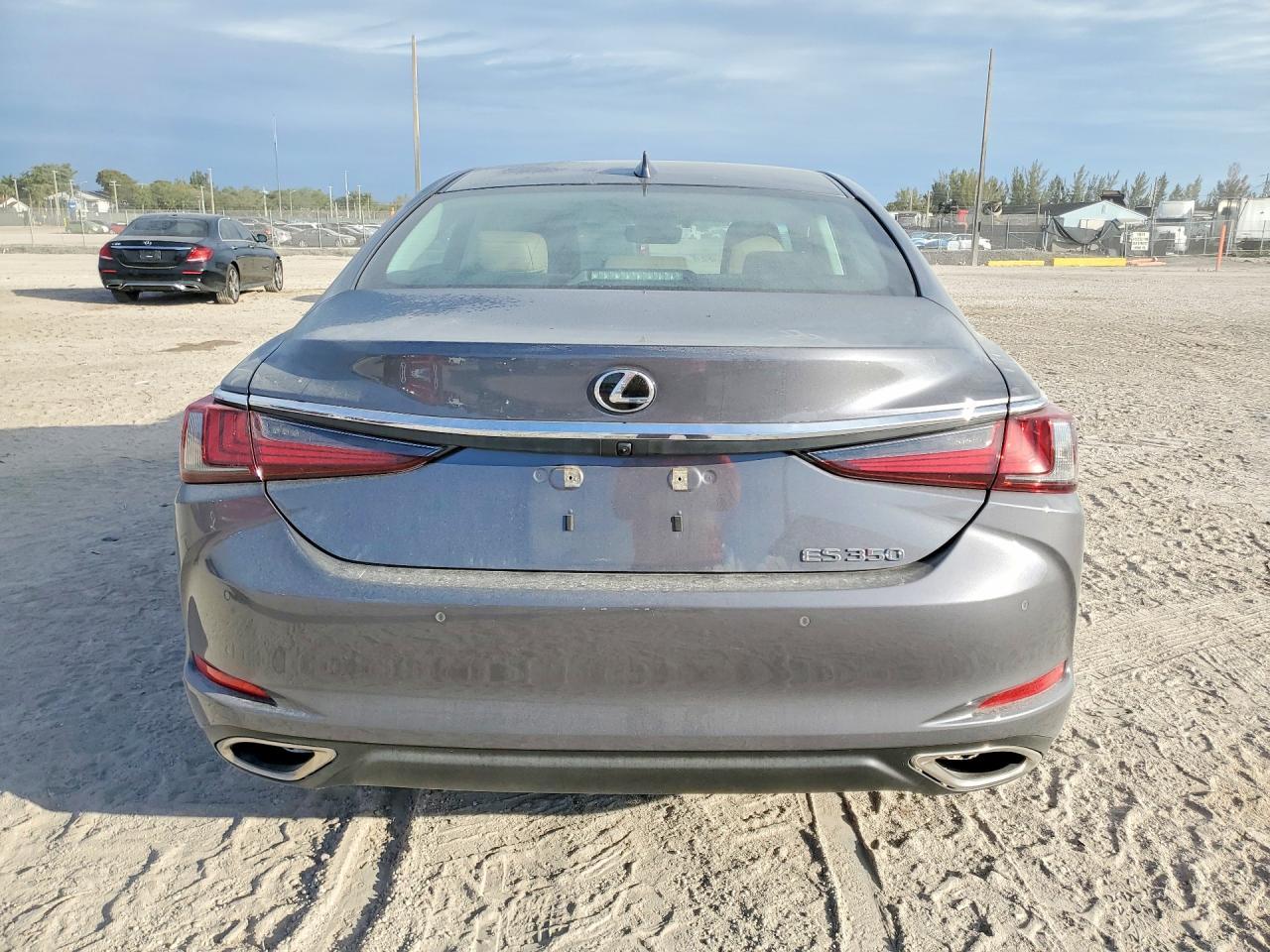 2021 LEXUS ES 350