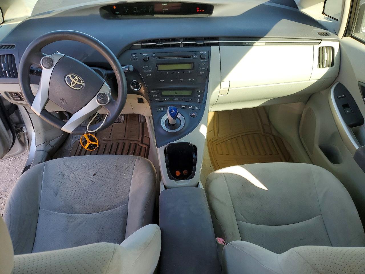 2010 TOYOTA PRIUS