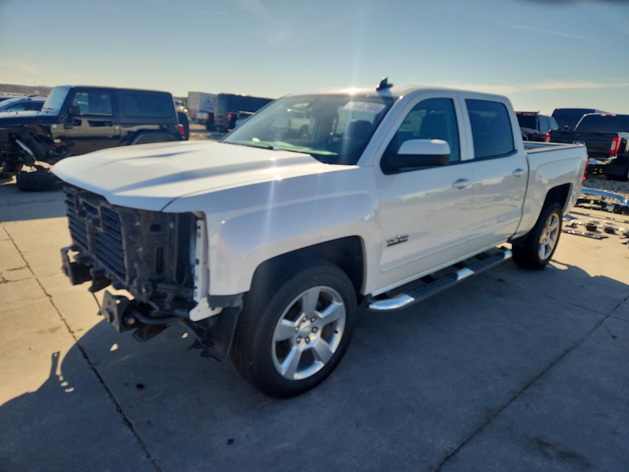2018 CHEVROLET Silverado