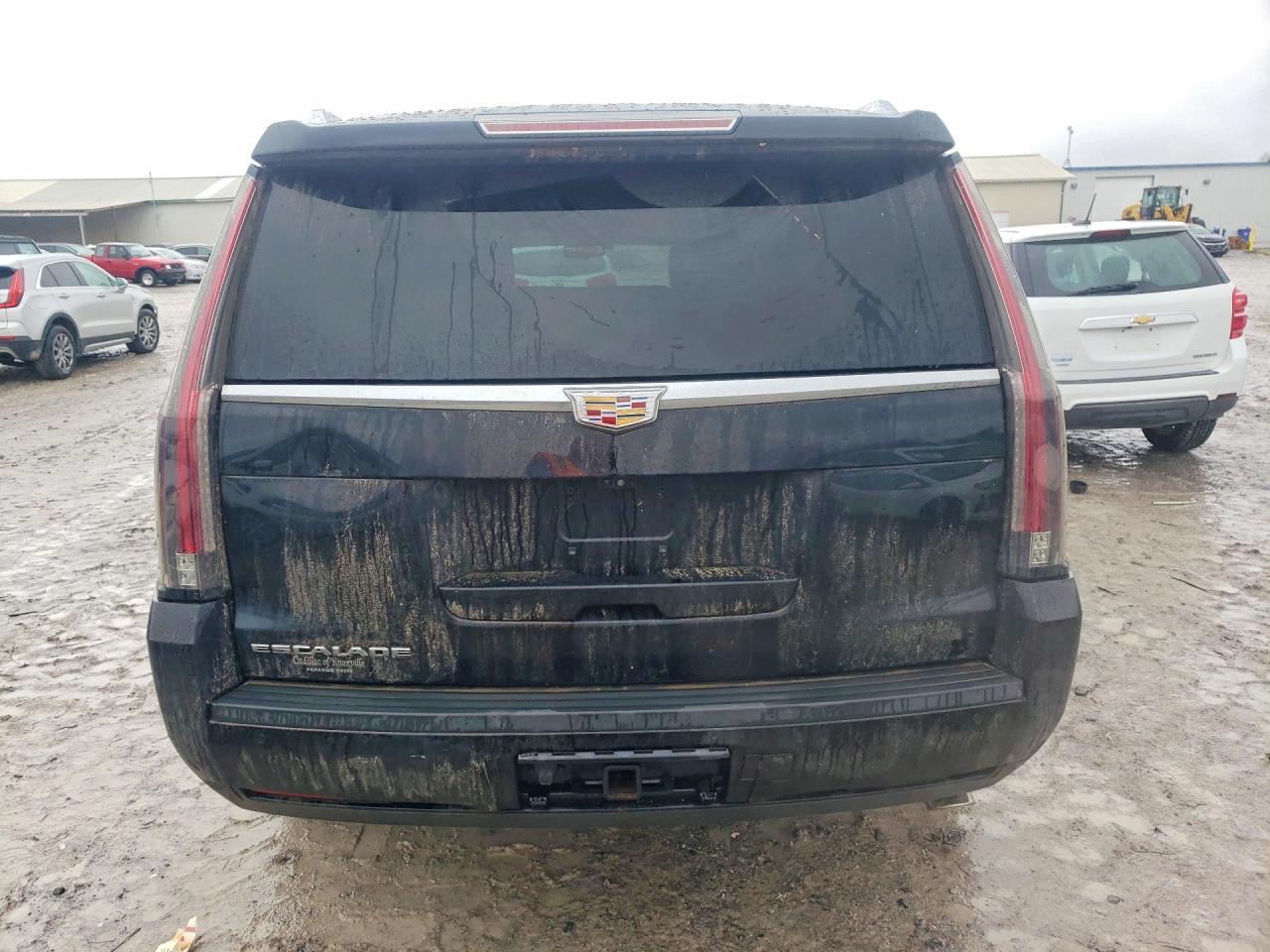 2018 CADILLAC ESCALADE