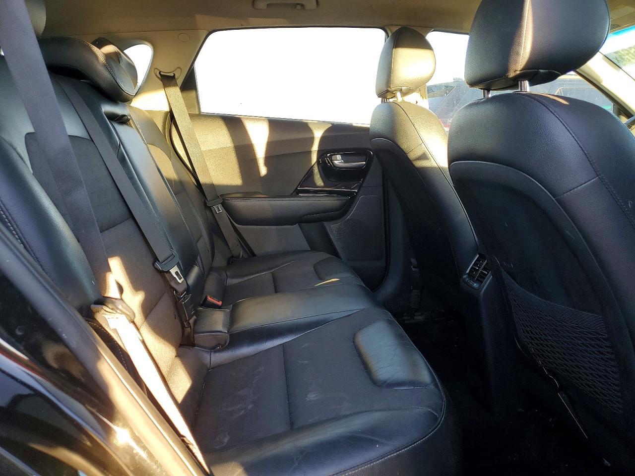 2017 KIA Niro