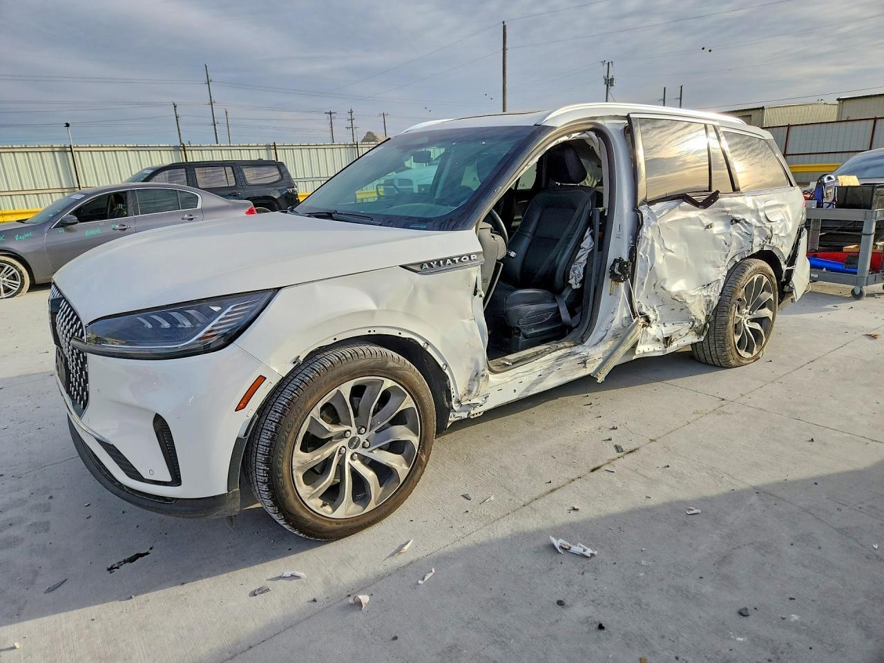 2025 LINCOLN Aviator