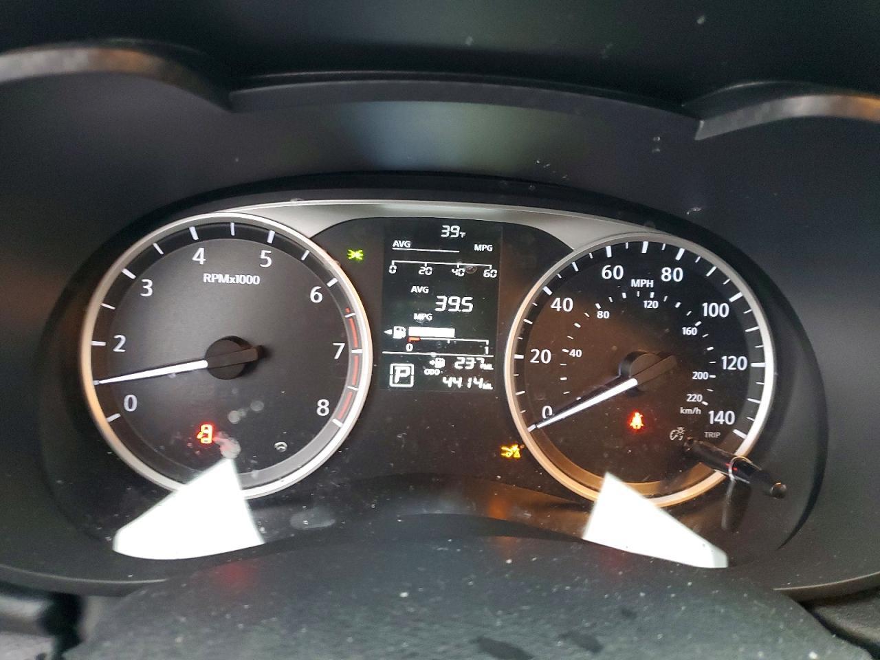 2025 NISSAN VERSA