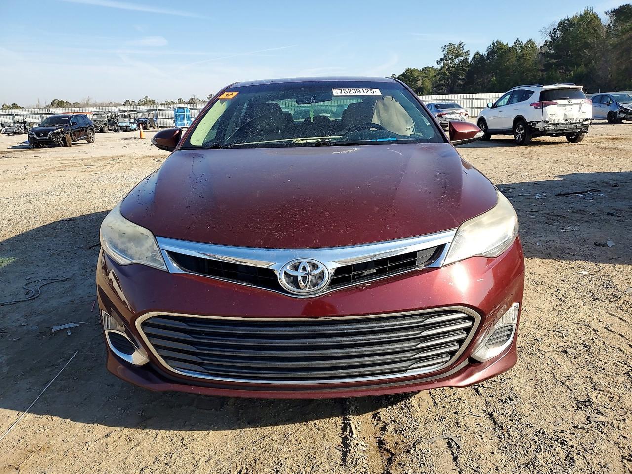 2013 TOYOTA Avalon