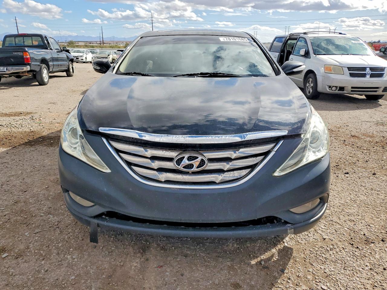 2011 HYUNDAI SONATA