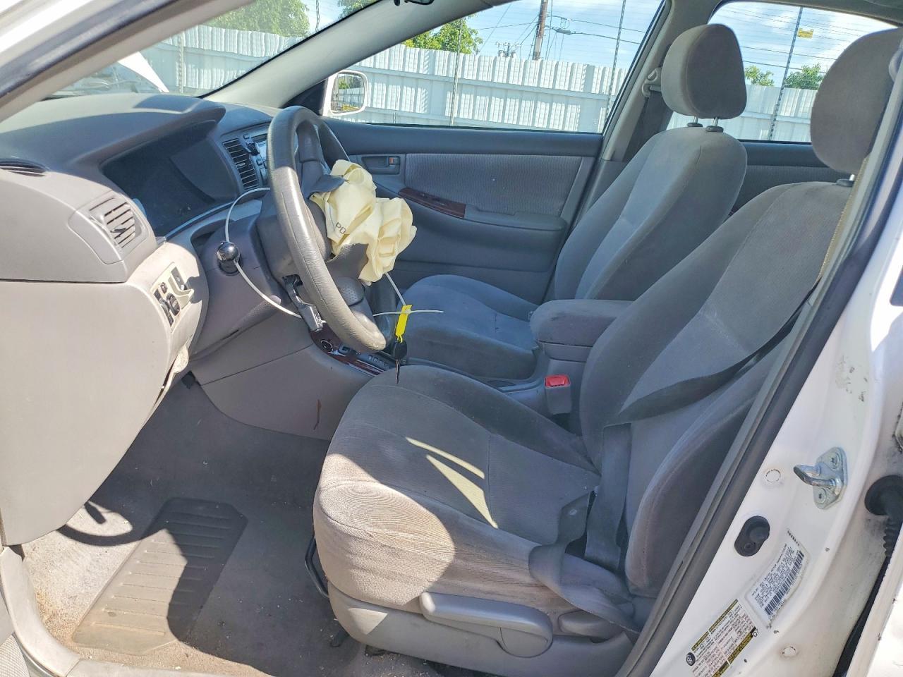 2005 TOYOTA COROLLA