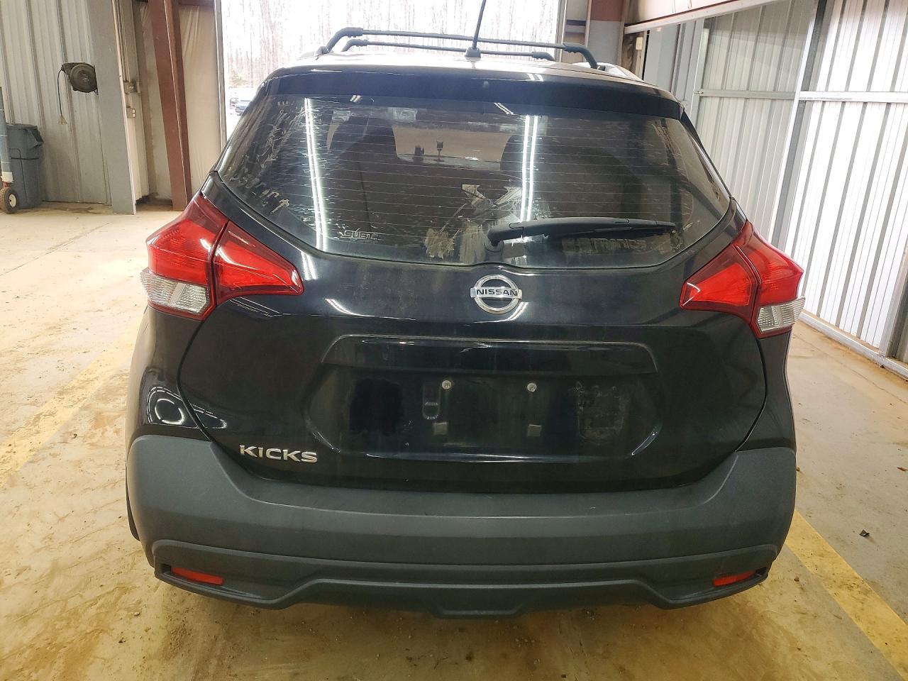 2019 NISSAN KICKS