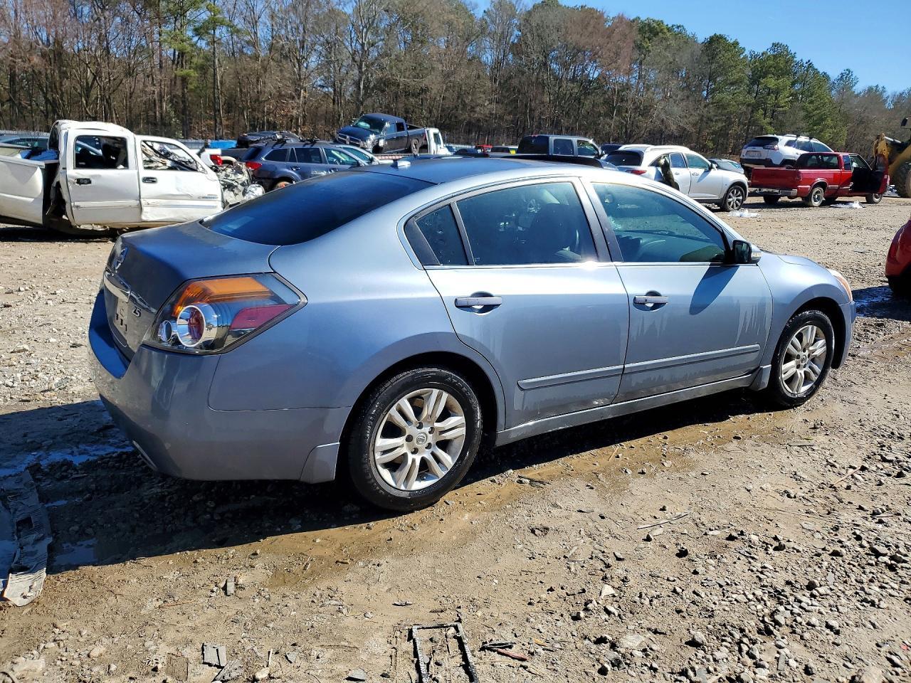 2012 NISSAN ALTIMA