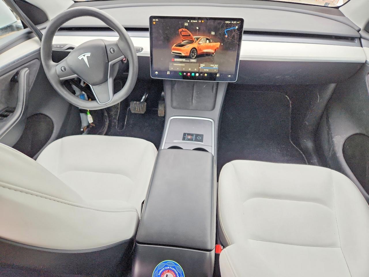 2025 TESLA MODEL Y