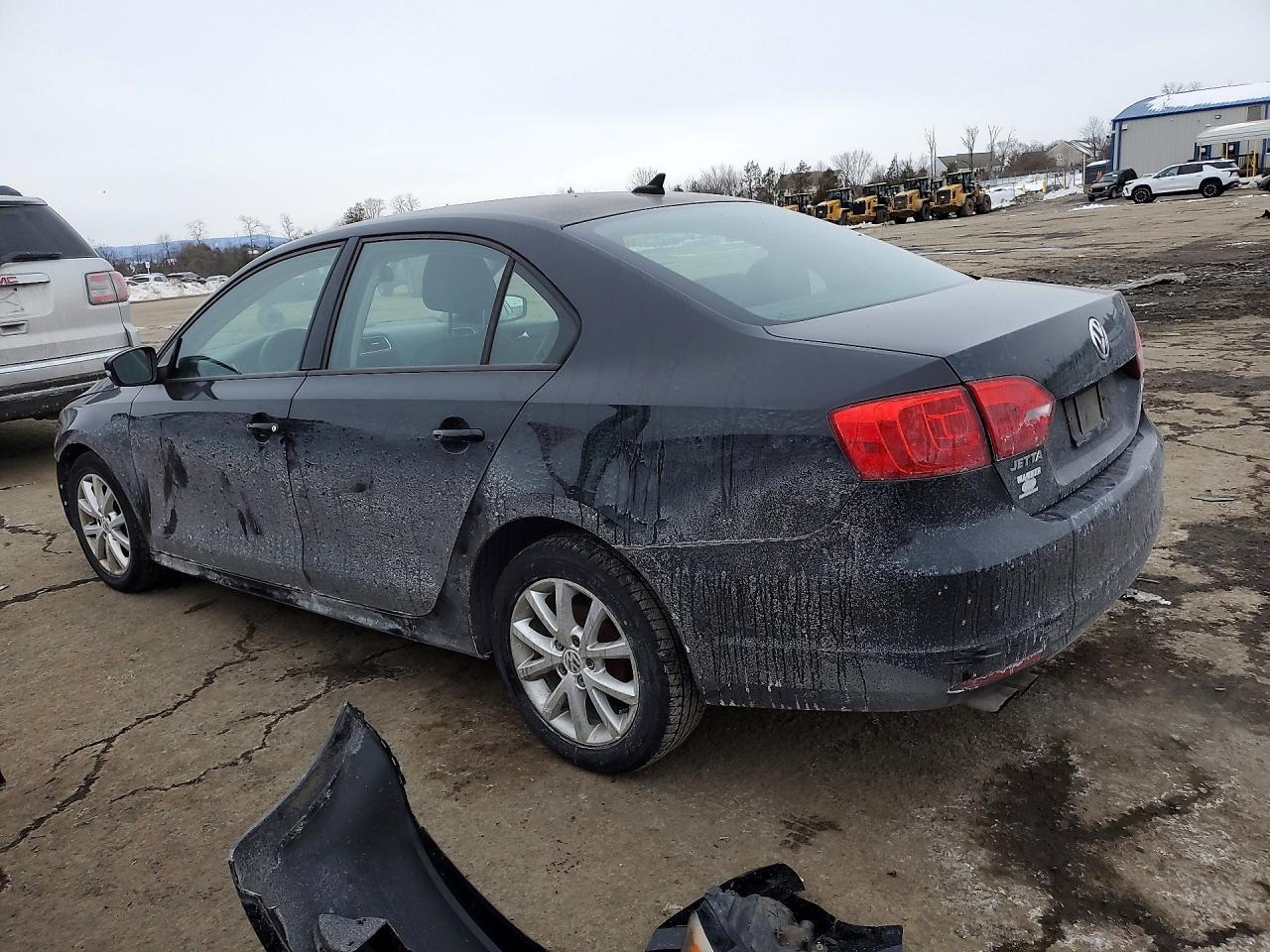 2011 VOLKSWAGEN JETTA