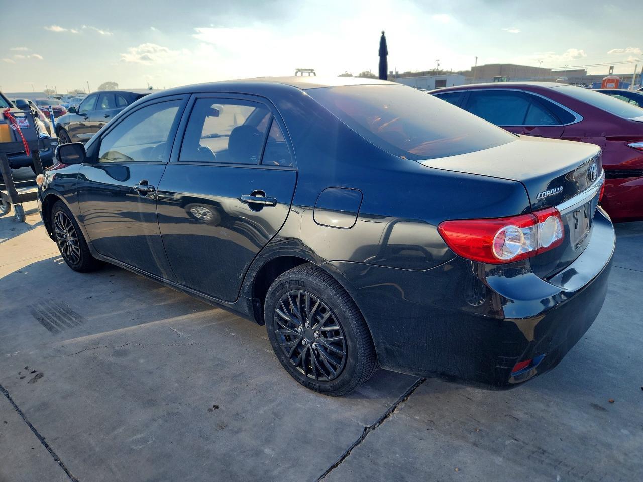 2012 TOYOTA COROLLA
