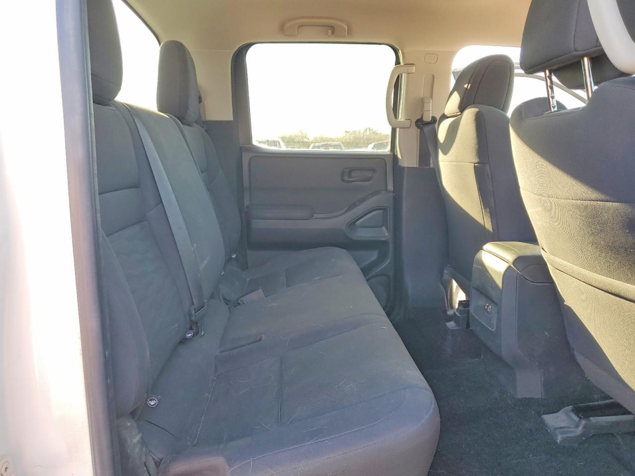 2024 NISSAN Frontier