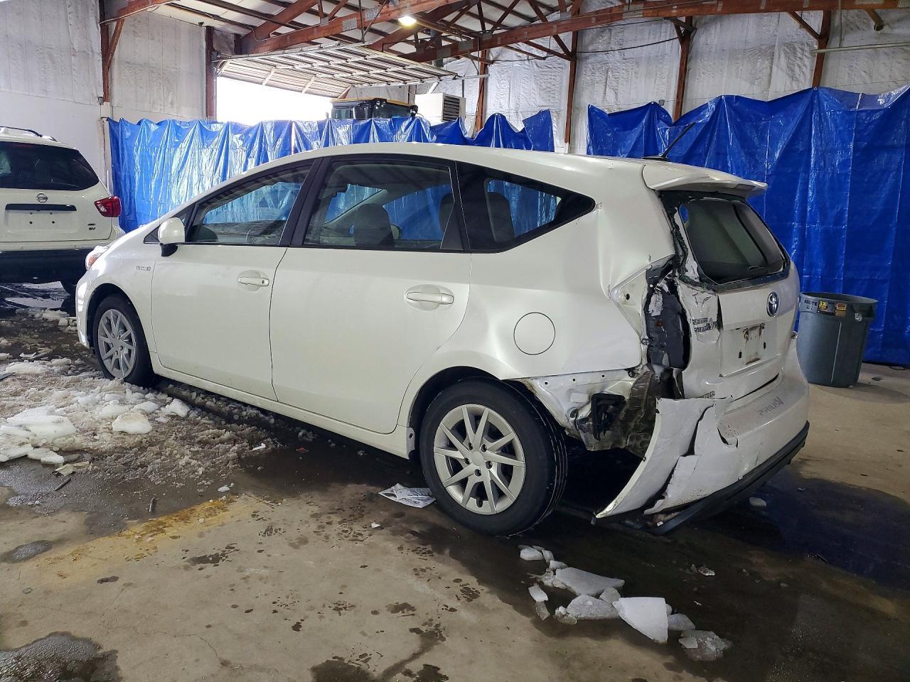 2015 TOYOTA PRIUS V