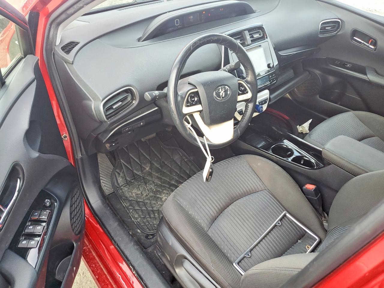 2017 TOYOTA Prius Prime