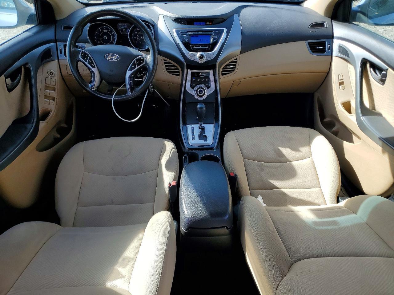 2012 HYUNDAI ELANTRA