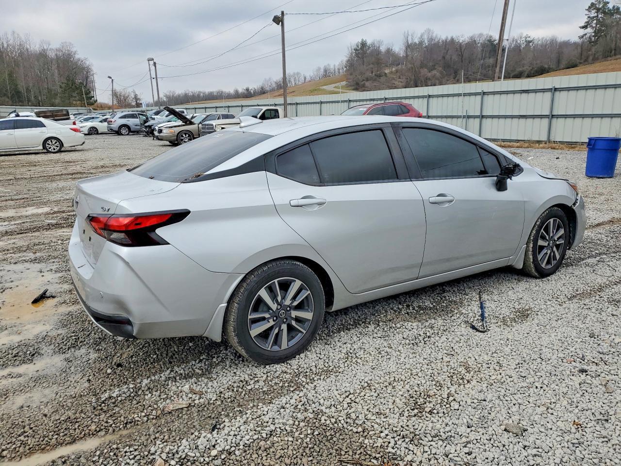 2020 NISSAN VERSA