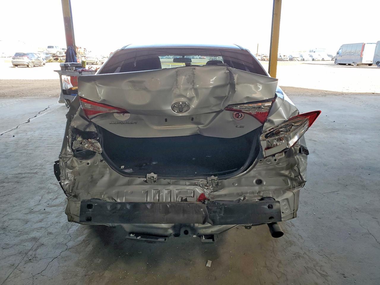 2015 TOYOTA COROLLA