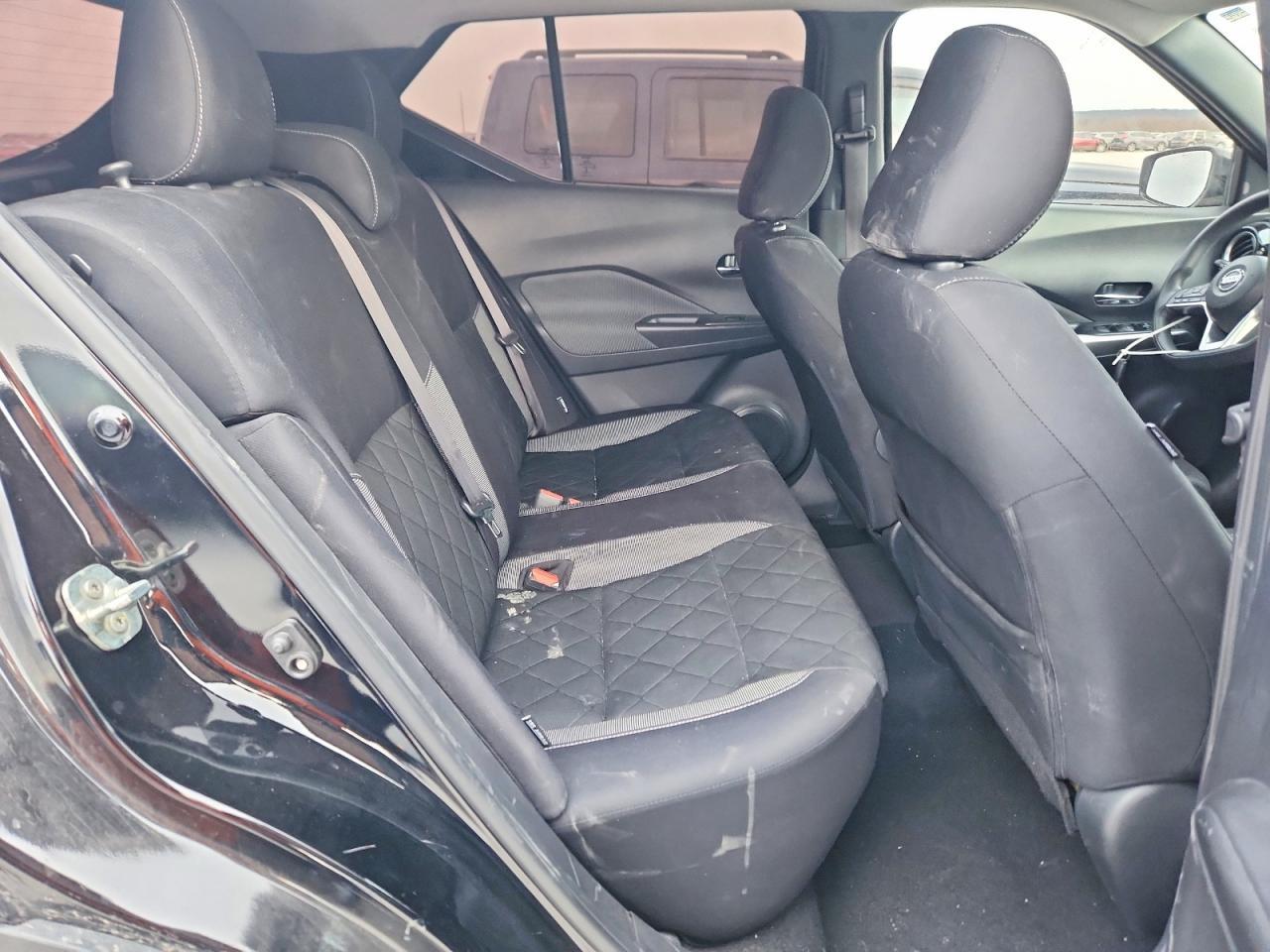 2020 NISSAN KICKS
