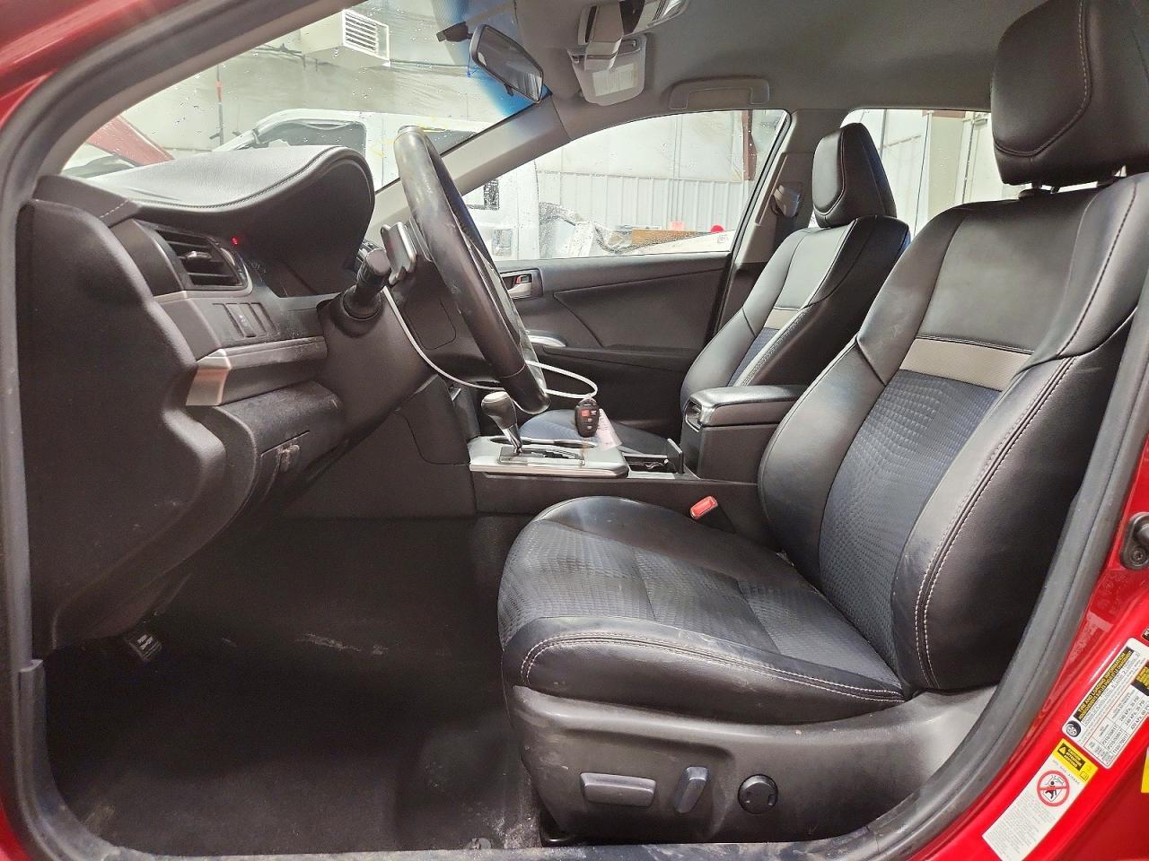 2014 TOYOTA CAMRY