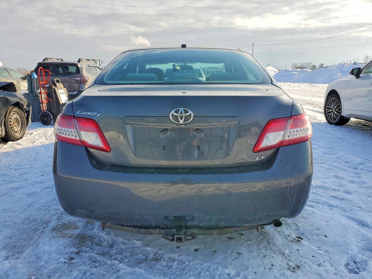 2010 TOYOTA CAMRY