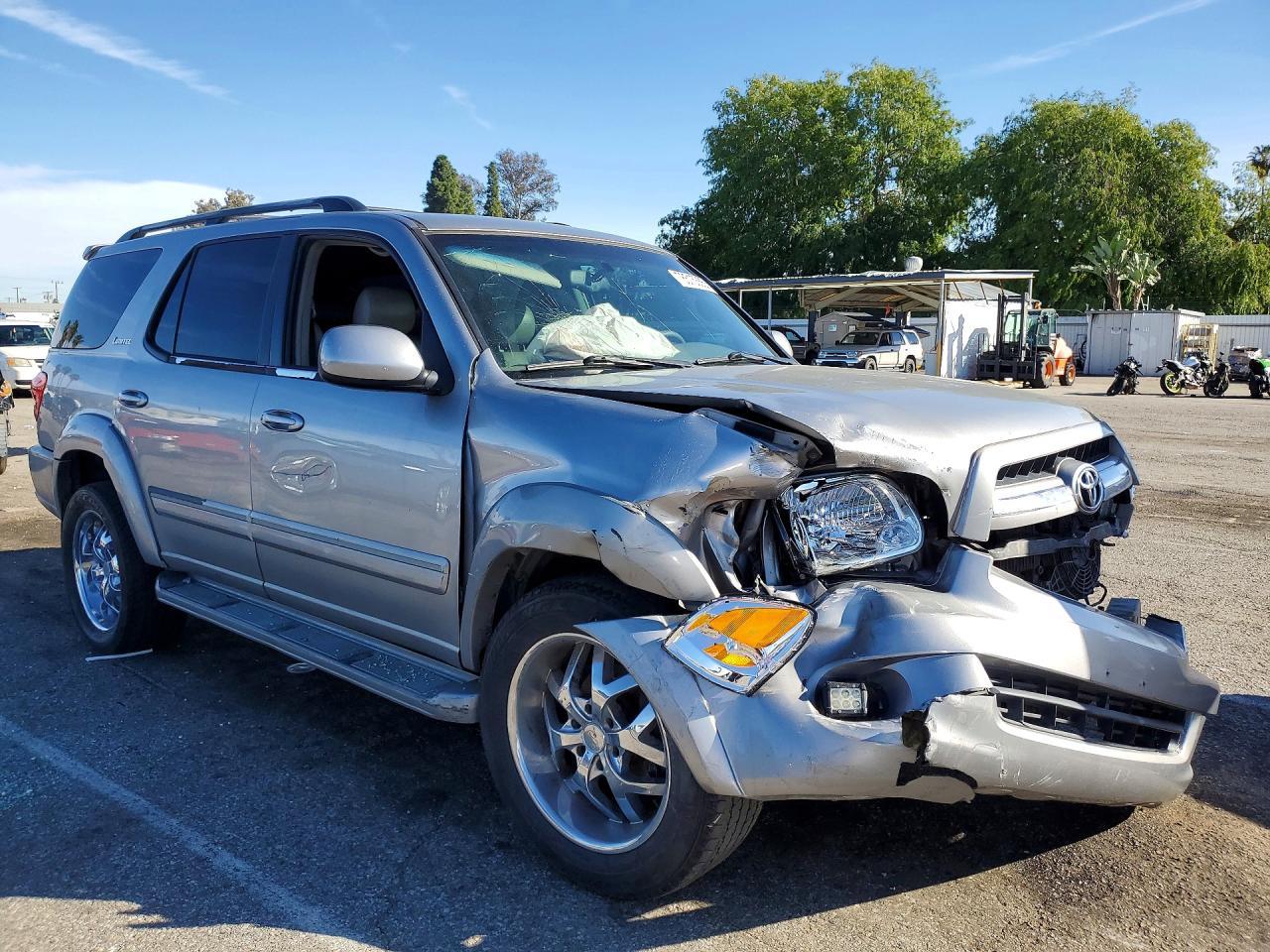 2005 TOYOTA Sequoia