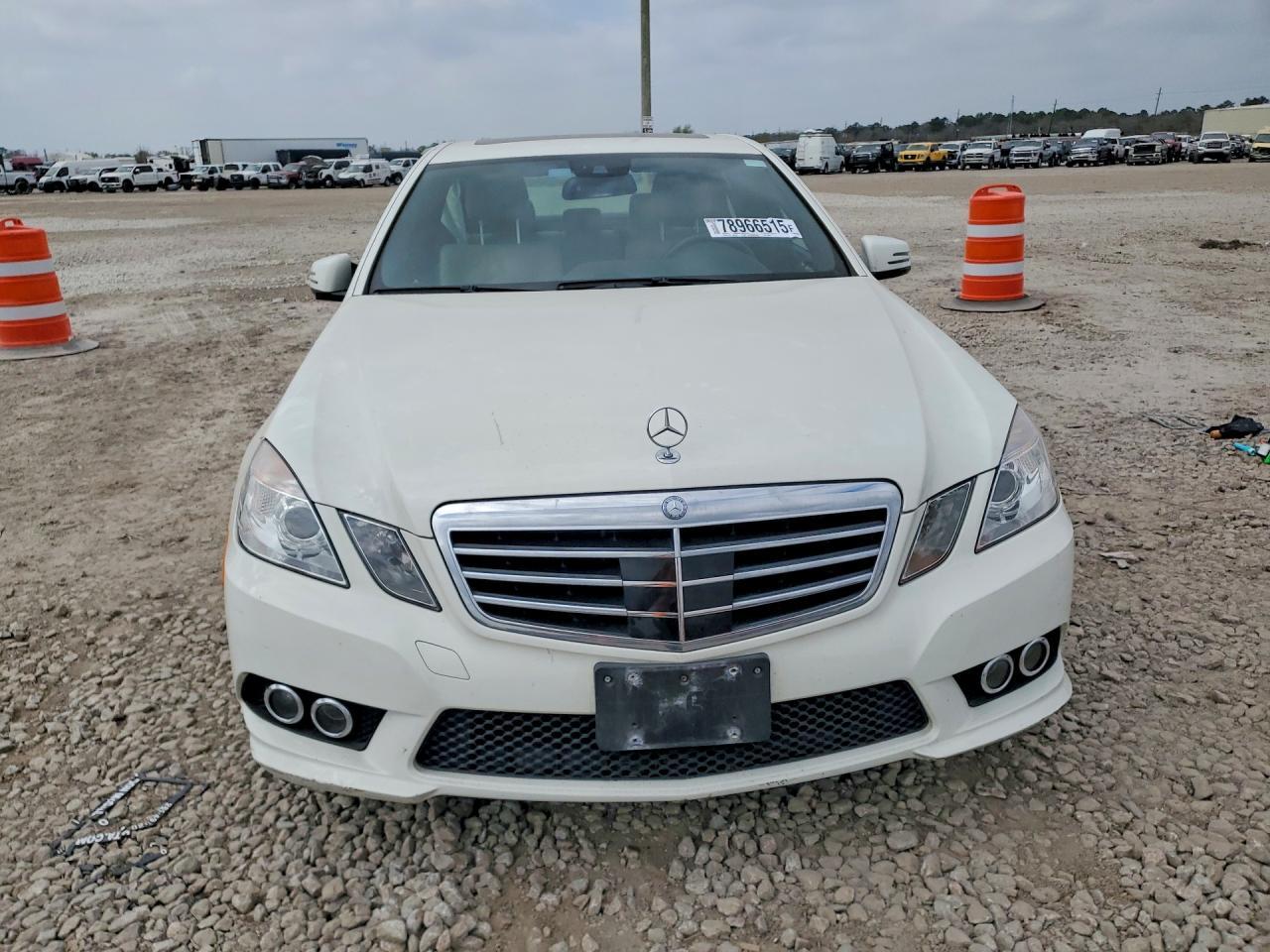 2010 MERCEDES-BENZ E-Class