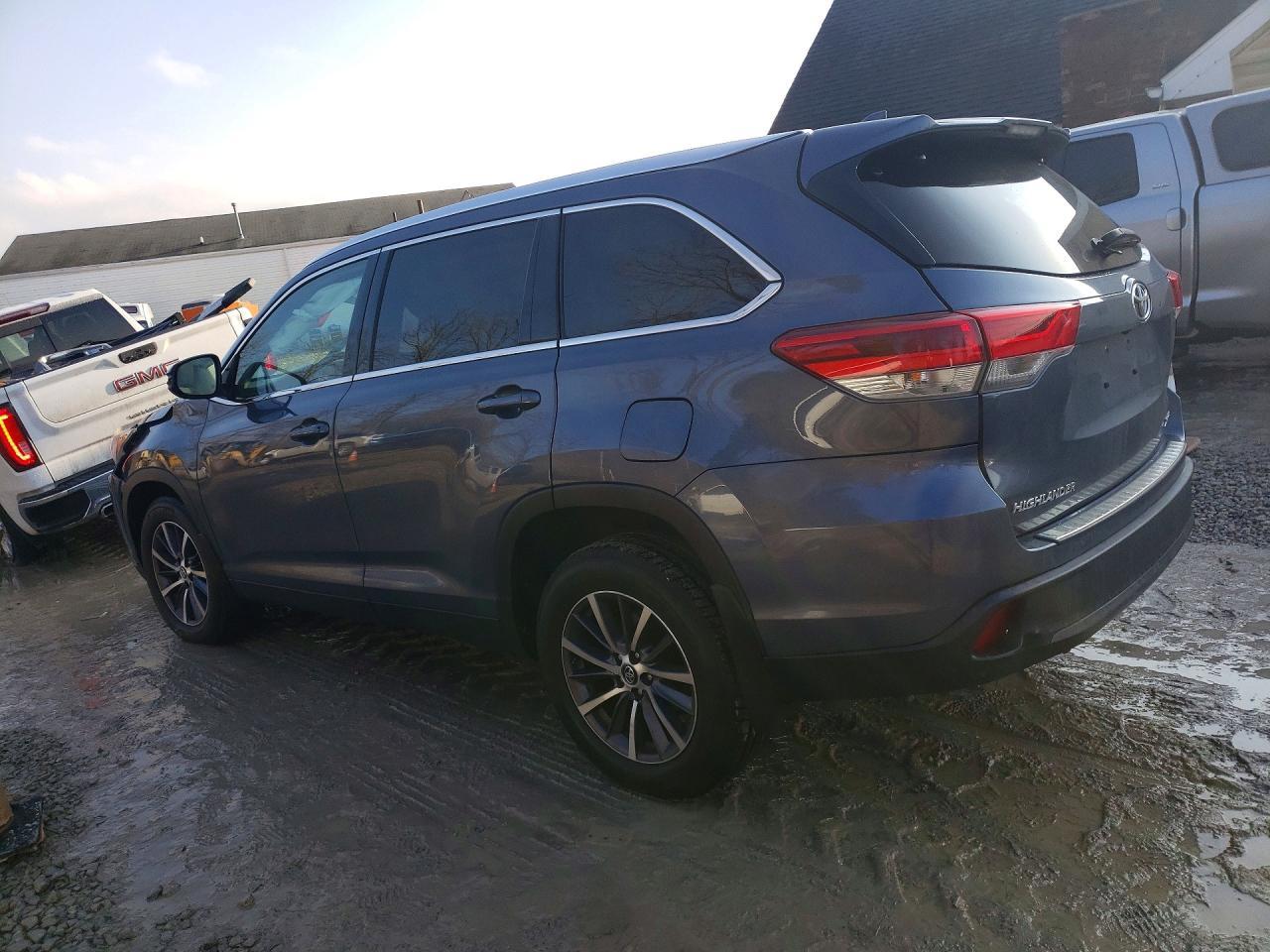 2019 TOYOTA HIGHLANDER