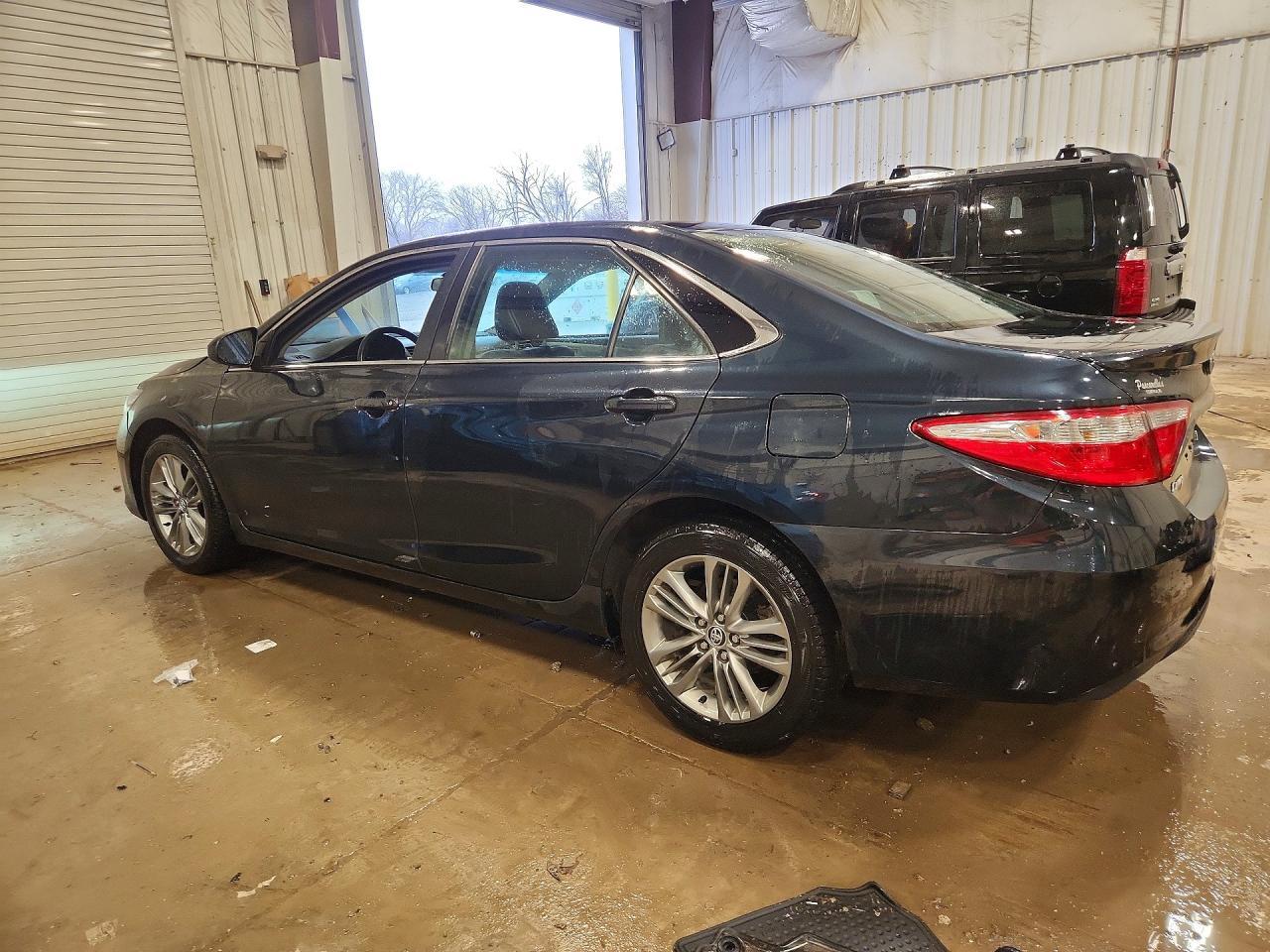 2015 TOYOTA CAMRY