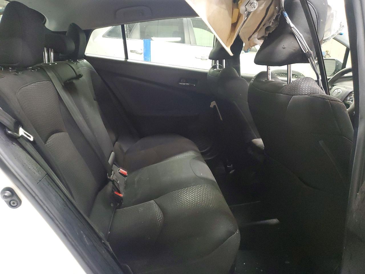 2021 TOYOTA PRIUS