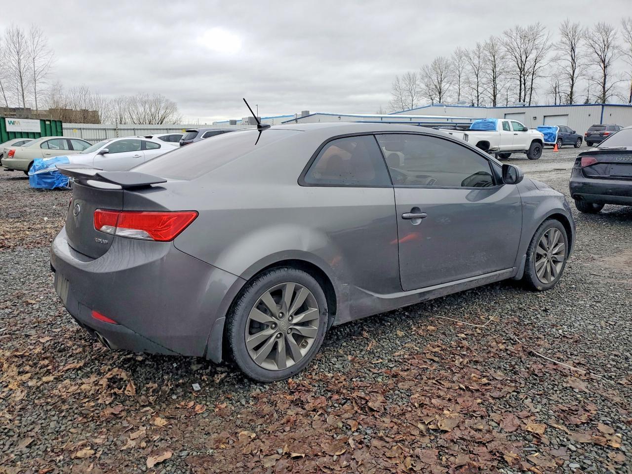 2013 KIA FORTE