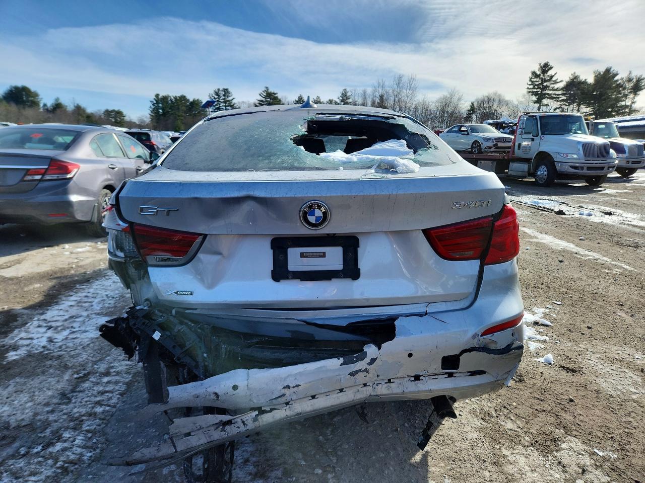 2018 BMW 3 SERIES