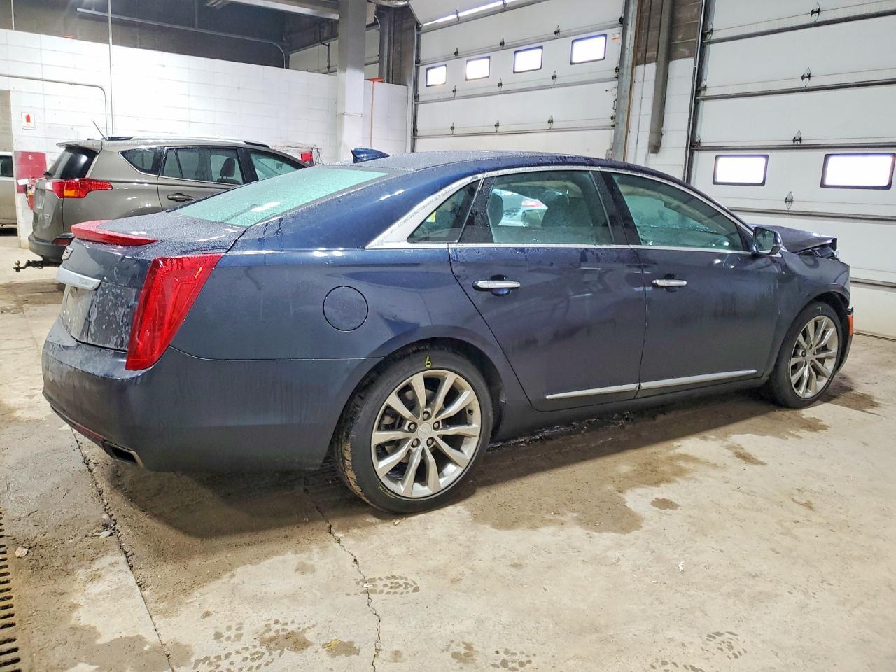 2016 CADILLAC XTS