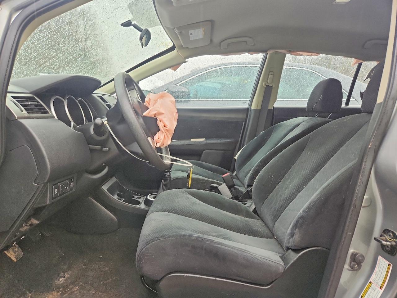 2012 NISSAN VERSA