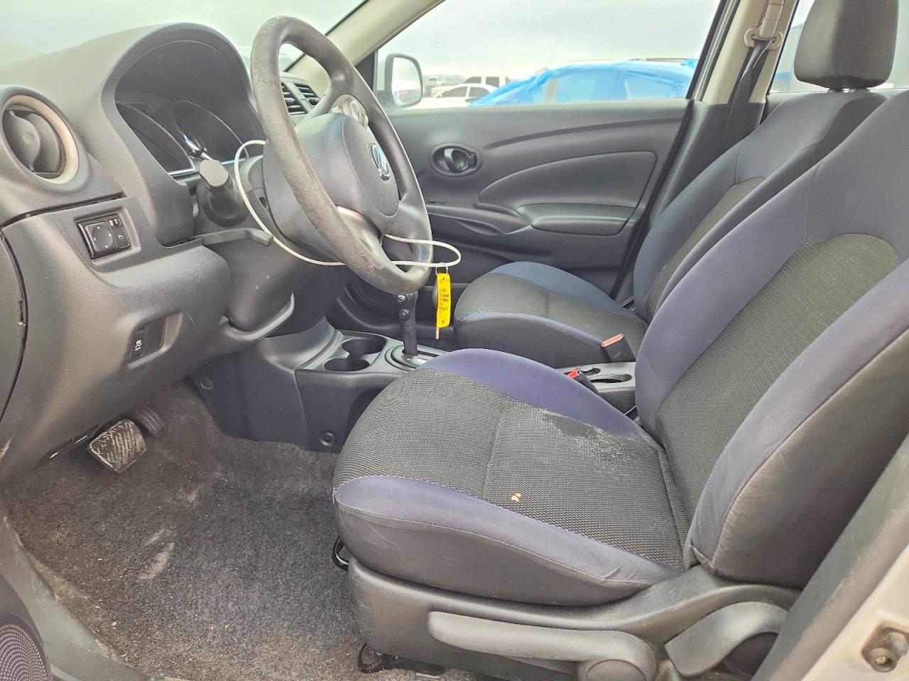 2012 NISSAN VERSA