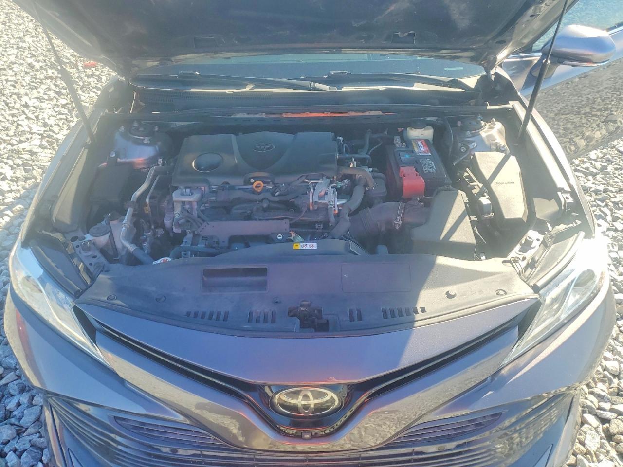 2018 TOYOTA CAMRY