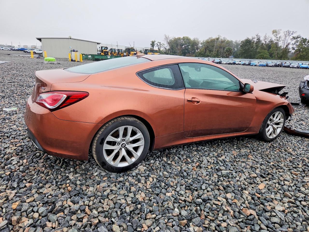 2013 HYUNDAI GENESIS