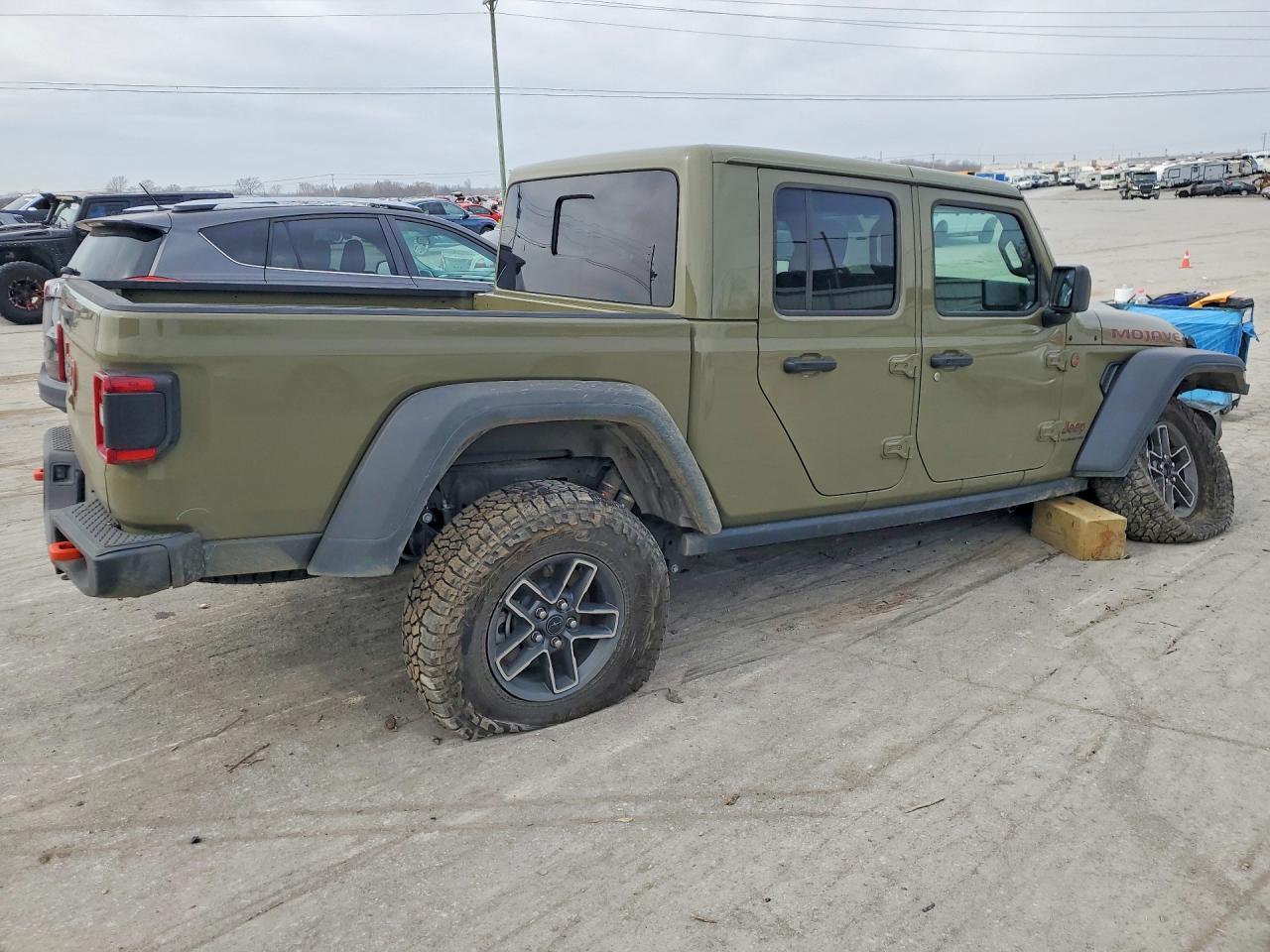 2025 JEEP Gladiator