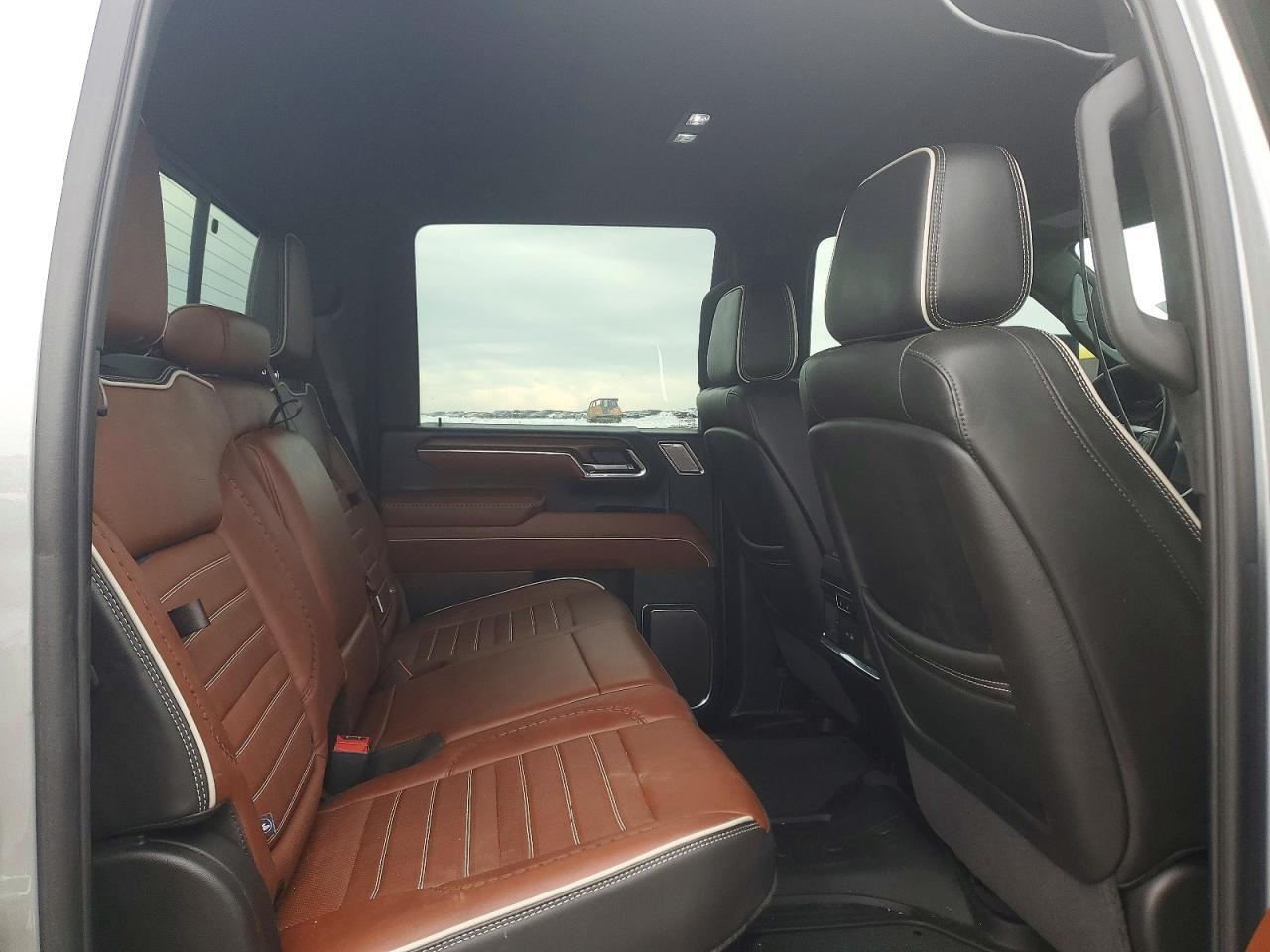 2024 GMC Sierra
