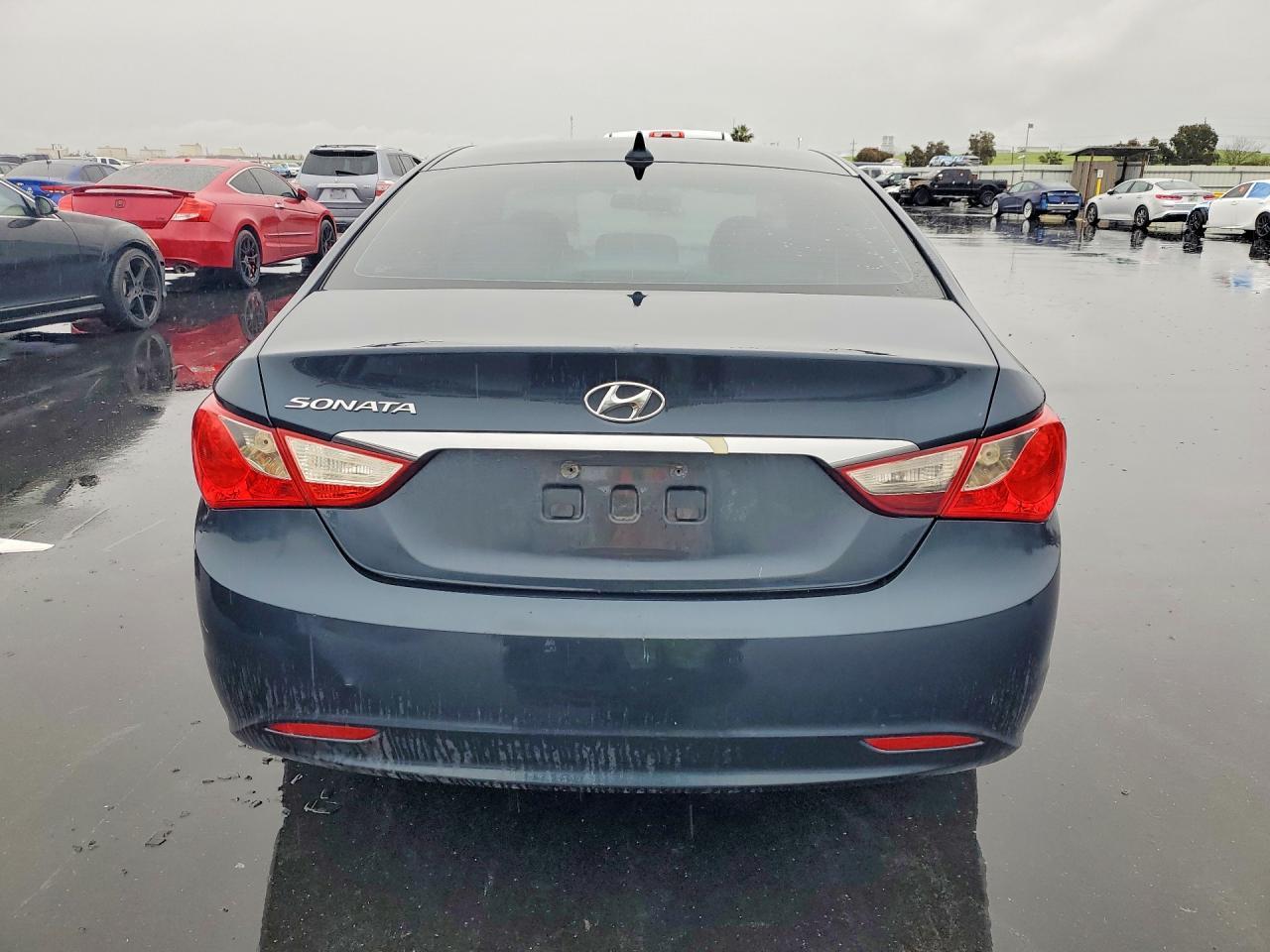 2011 HYUNDAI SONATA