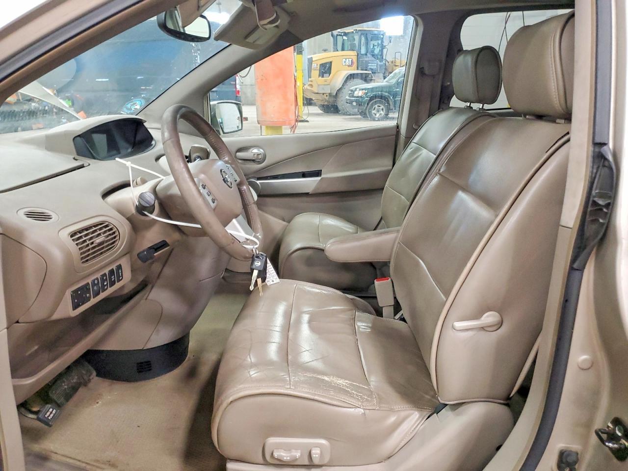 2004 NISSAN
