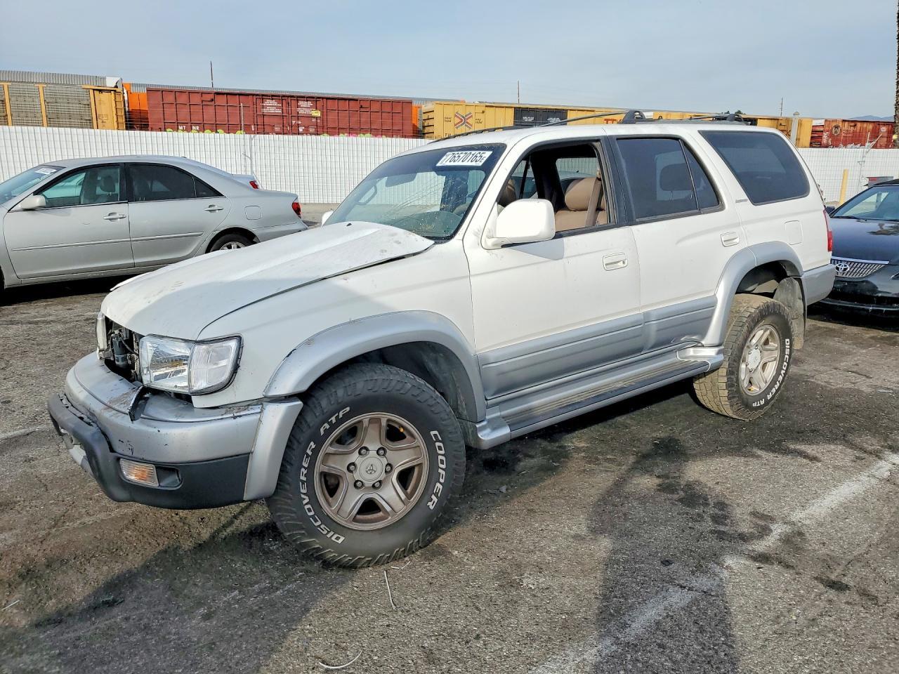 2000 TOYOTA 4Runner