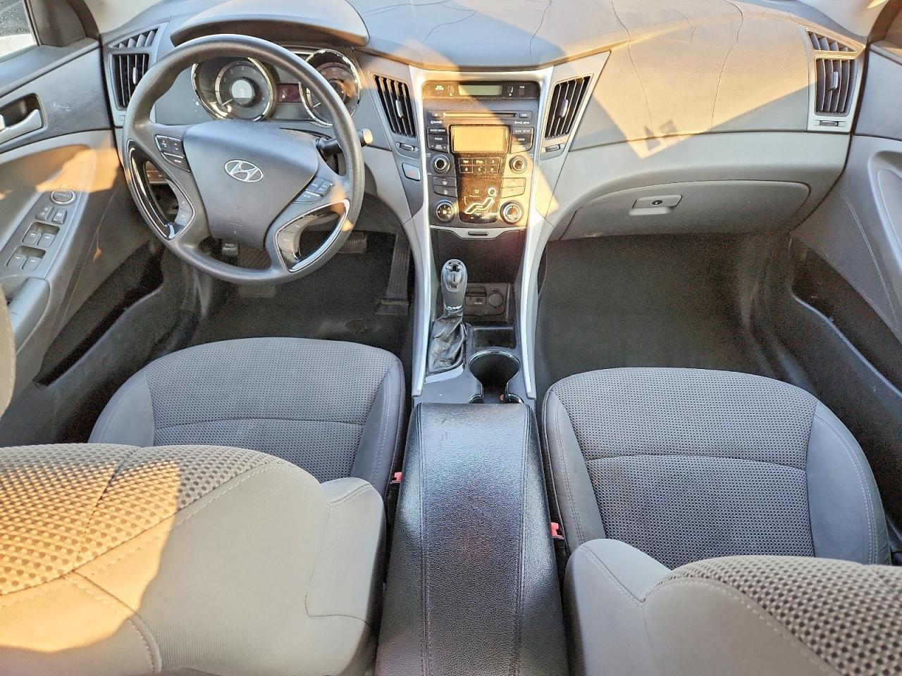 2013 HYUNDAI SONATA