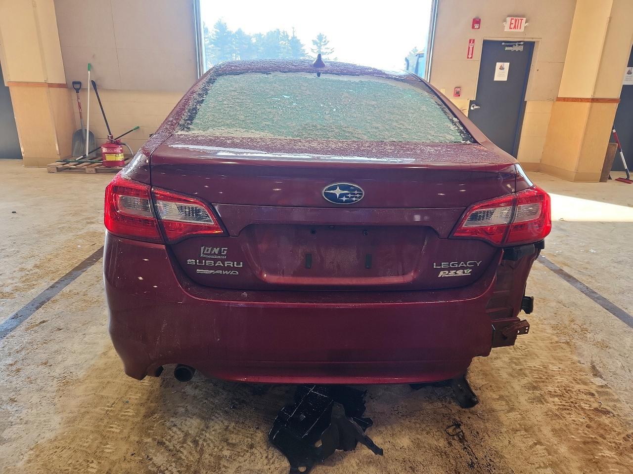 2016 SUBARU Legacy