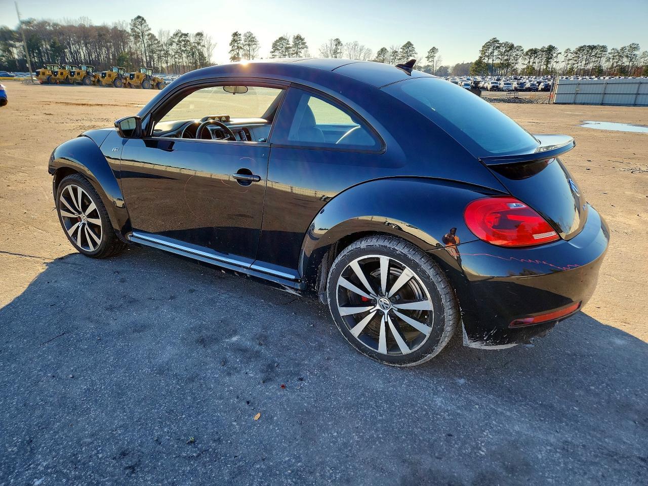2014 VOLKSWAGEN Beetle
