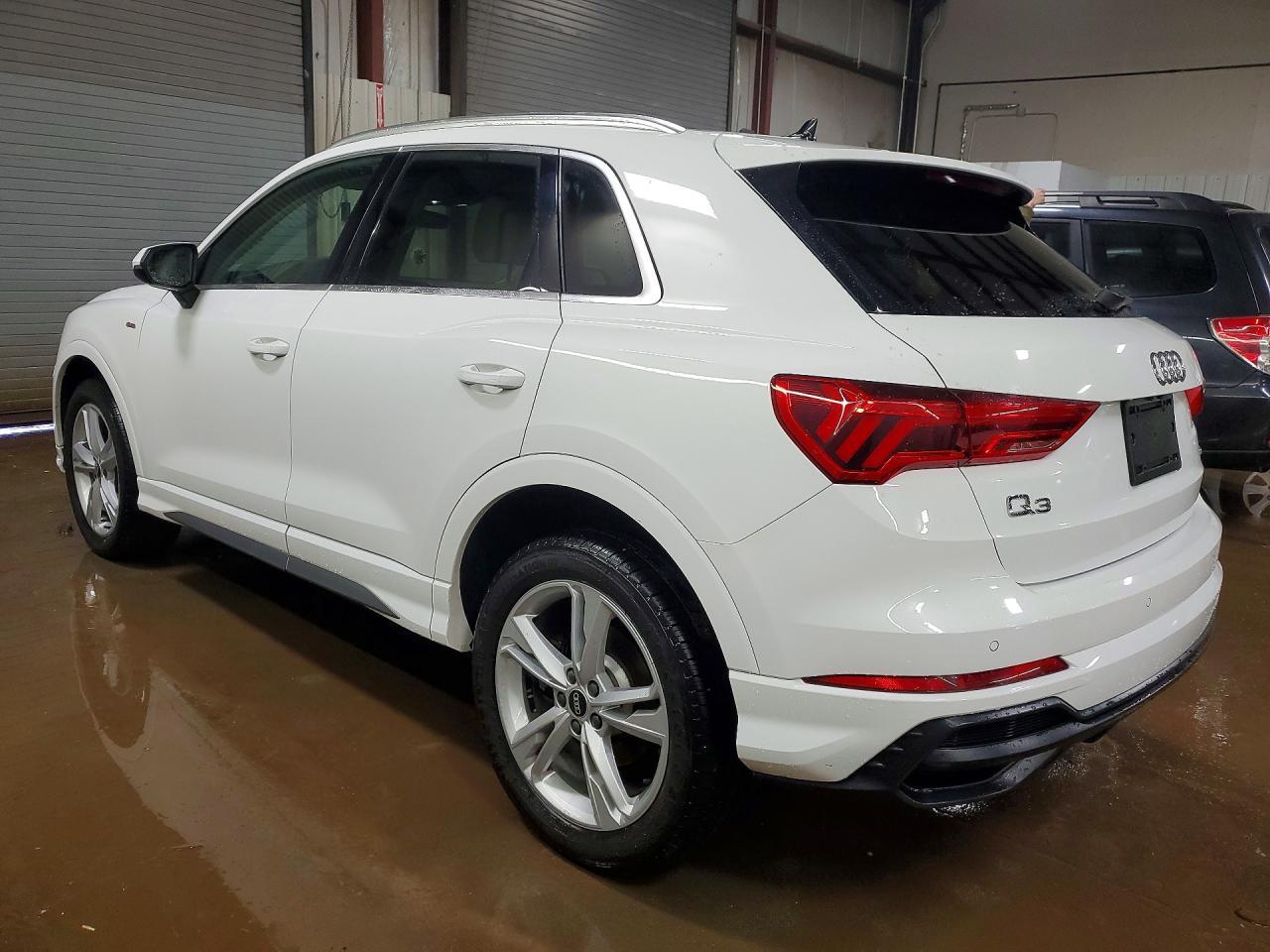 2022 AUDI Q3
