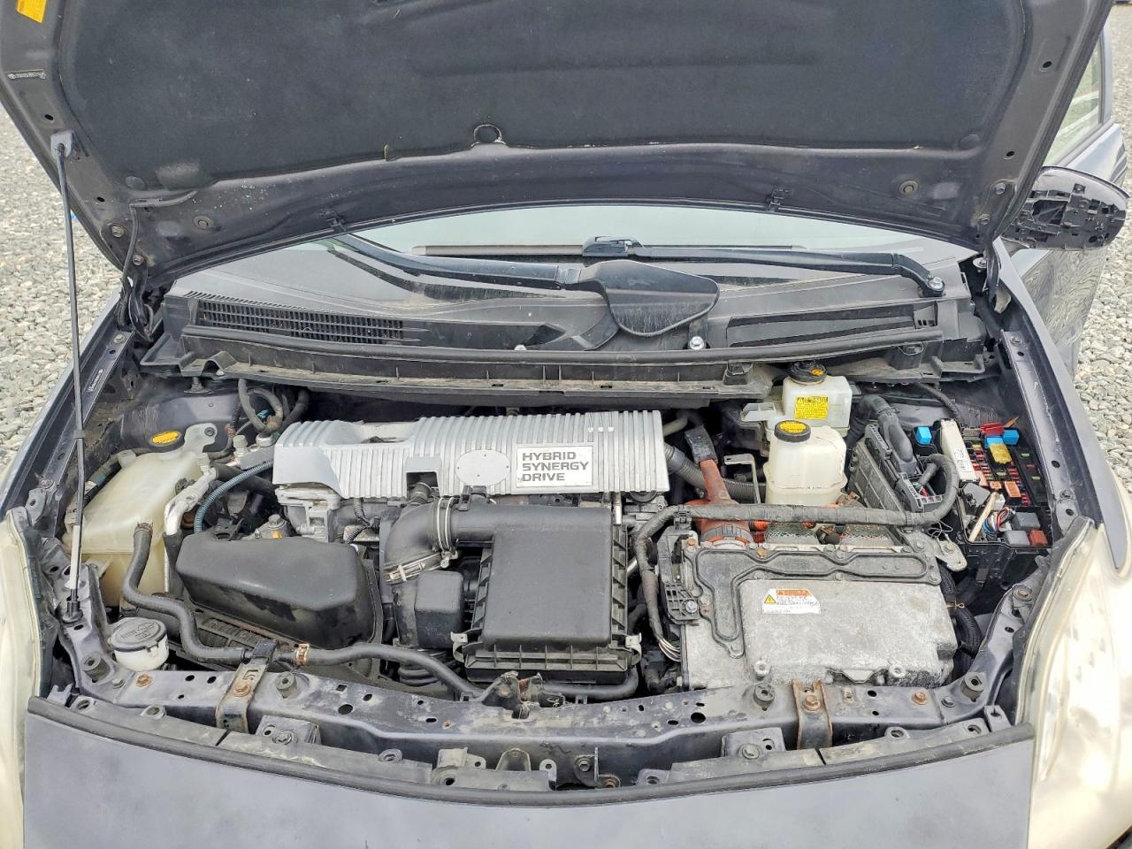 2011 TOYOTA PRIUS