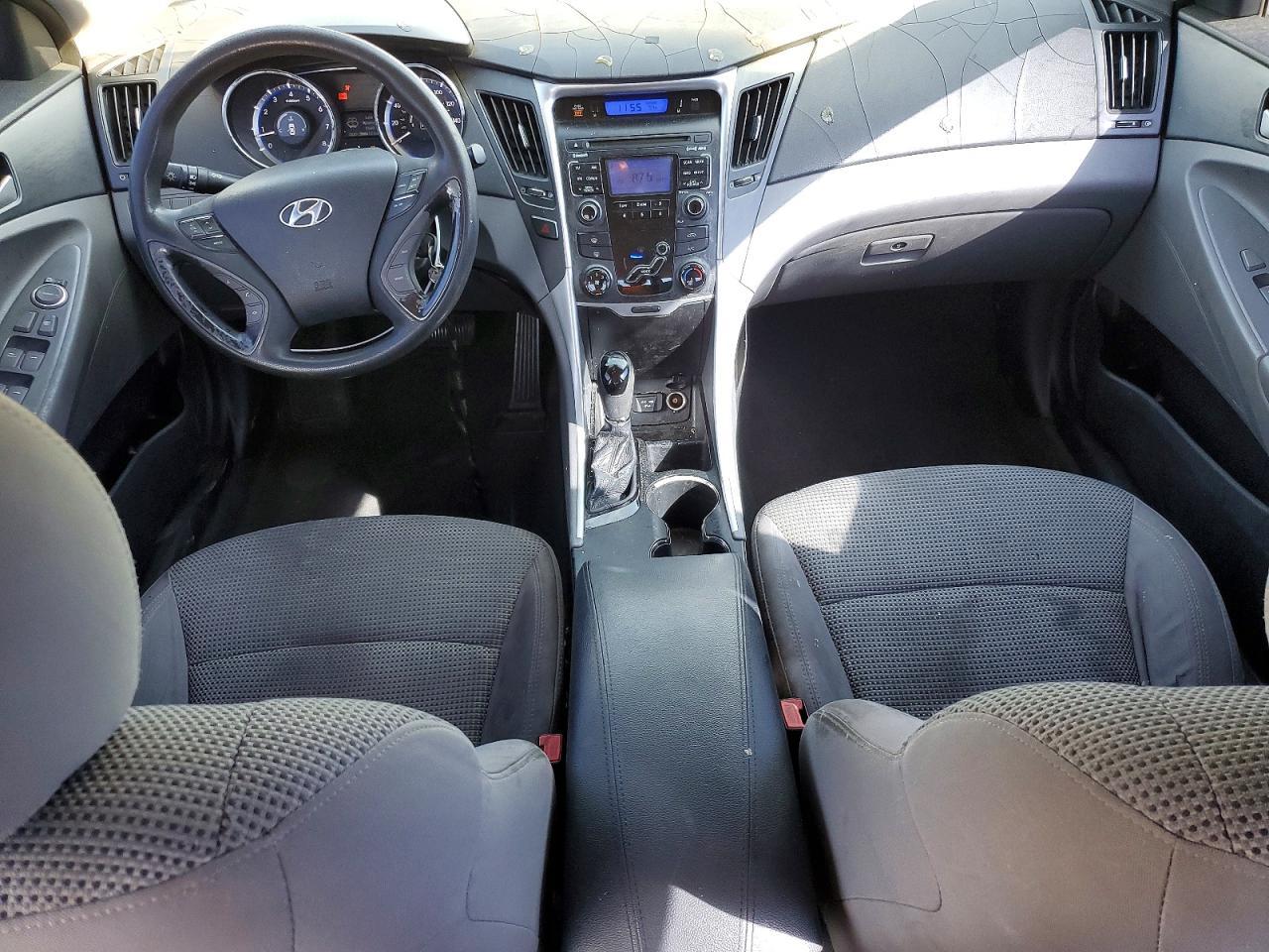 2011 HYUNDAI SONATA