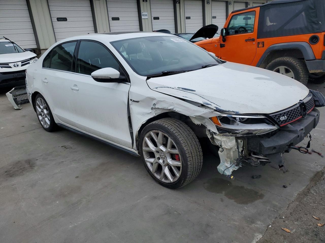 2014 VOLKSWAGEN JETTA