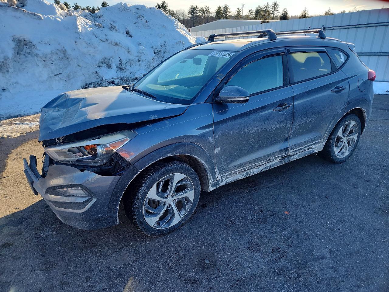 2016 HYUNDAI TUCSON
